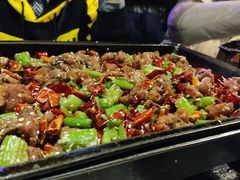 炭烧火爆小公鸡-云的侧面音乐餐吧(丰马牛餐饮广场店)