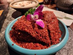 -老牌坊云南鱼豆花火锅(哈西万达店)