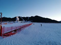 -丝绸之路山地度假区滑雪场