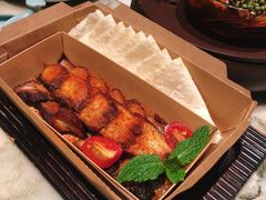 茴香碳烤花猪肉-佬麻雀·新湘菜(珠海金发购物中心店)