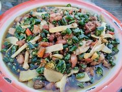 尖椒兔-去吃小龙虾·江湖菜·烧烤(南滨路店)
