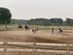 -月河湾马术俱乐部(朝阳店)