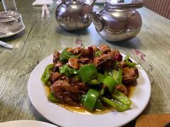 辣椒炒小公鸡-华春餐馆(鱼山路店)