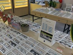 -康利眼镜·蔡司战略合作店(龙泉书房店)