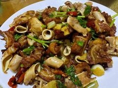 -超越海鲜屋(飞龙物业店)