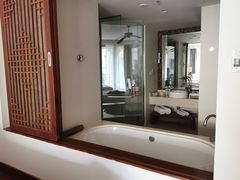 -三亚亚龙湾雅高美爵酒店