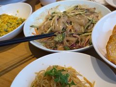 -关东小磨东北菜(上海长风大悦城店)