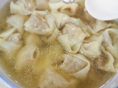 -周震馄饨