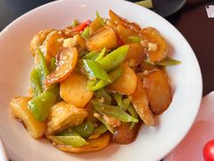 -红东阁东北菜烤肉酒馆(CROSS万象汇店)