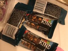 BE-KIND&nbsp;海盐巴旦木可可坚果棒20g-盒马鲜生(莱蒙都会店)
