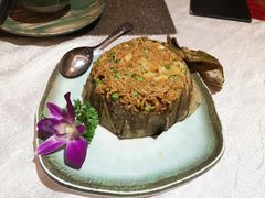 泰式菠萝海鲜焗饭-暹罗湾东南亚餐厅