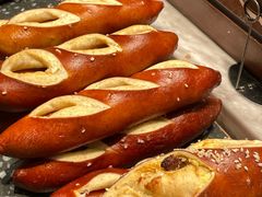 -红跑车蛋糕世界(龙湖杭州西溪天街店)