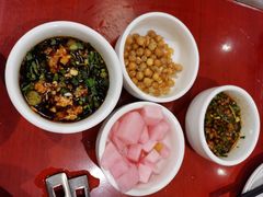 -菌之家·专业纯野生菌火锅·特色炒菌
