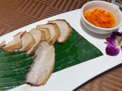 金牌炭烧猪颈肉-渔太泰漓江小馆·广西融合菜(西街店)