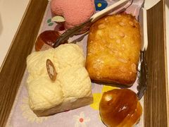 -好利来(新华百货店)