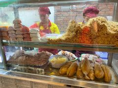 -Bánh Mì Huynh Hoa