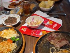 -豪享来牛排(人民店)
