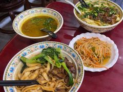 -金杨拉面王小吃面馆·牛三宝面·红烧牛肉粉