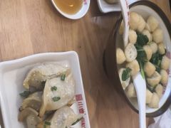 -小姜锅贴(凤凰街店)