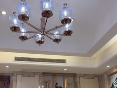-沪华海鲜大酒楼(南汇店)