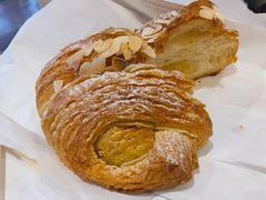 大杏仁牛角包-老佛爷饼店