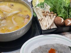-禄婶鸡煲·打边炉