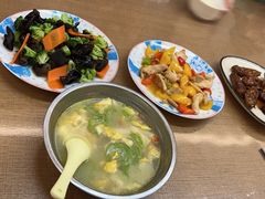 -爱的果实月嫂育婴师(世纪东方店)