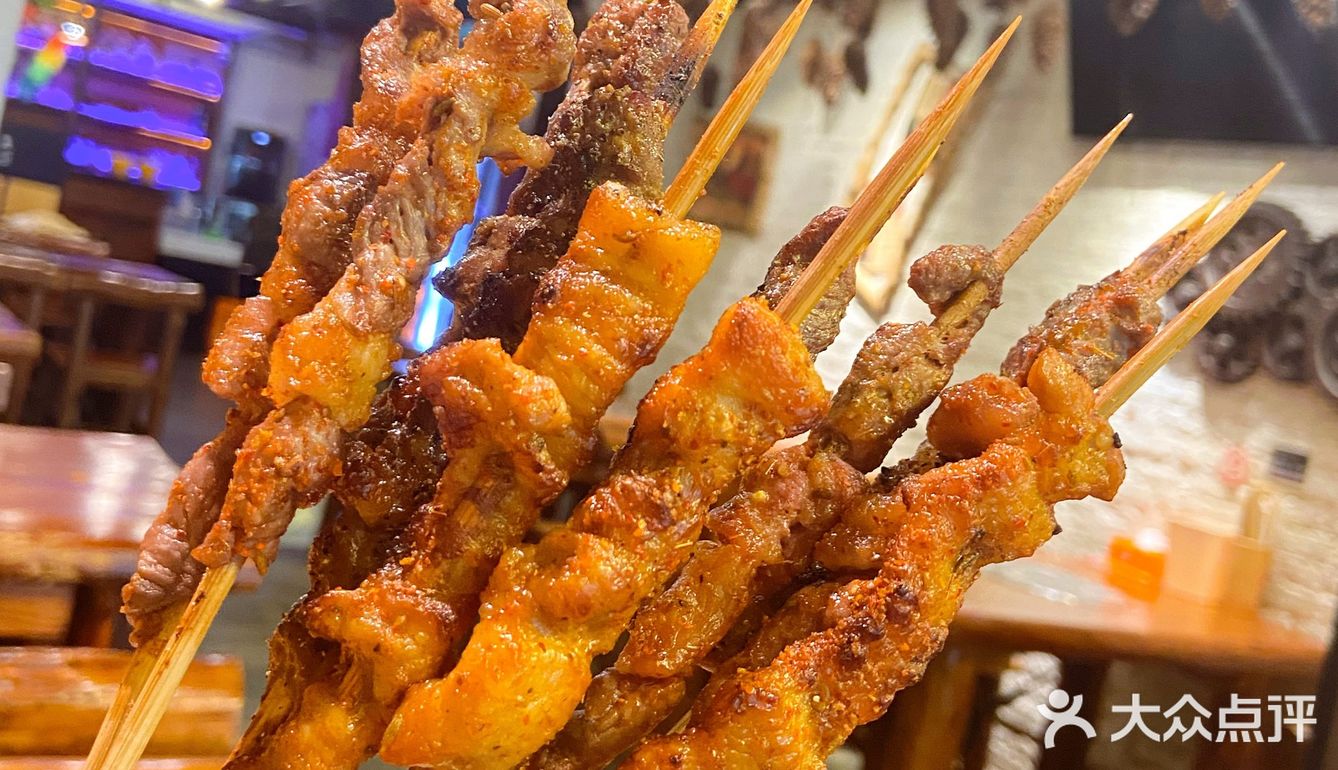 北京夏日｜鼓楼一定要打卡的烤串店！！