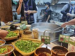 -云阿蛮云南生烫牛肉米线(奉贤路店)