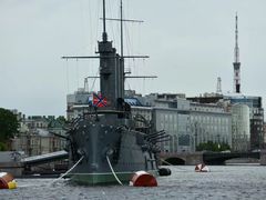 -阿芙乐尔号巡洋舰