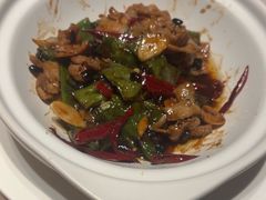 -八府香鸭·啫啫煲(华山路店)