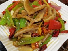 尖椒炒牛肚丝-燕青小馆(东园大厦店)