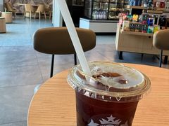 -星巴克(济宁万达广场店)