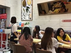 大堂-甜心妈妈·榴莲星级糖水(北京路总店)