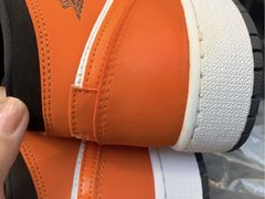 -京伟修鞋洗鞋奢侈品皮具护理店