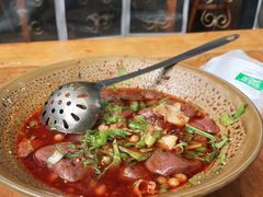 -茅屋大酒店