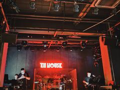 -TZ House音乐现场(茅台店)