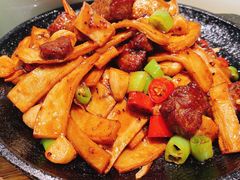火焰杏鲍菇焗牛肉粒-北李妈妈菜(鲁能城店)