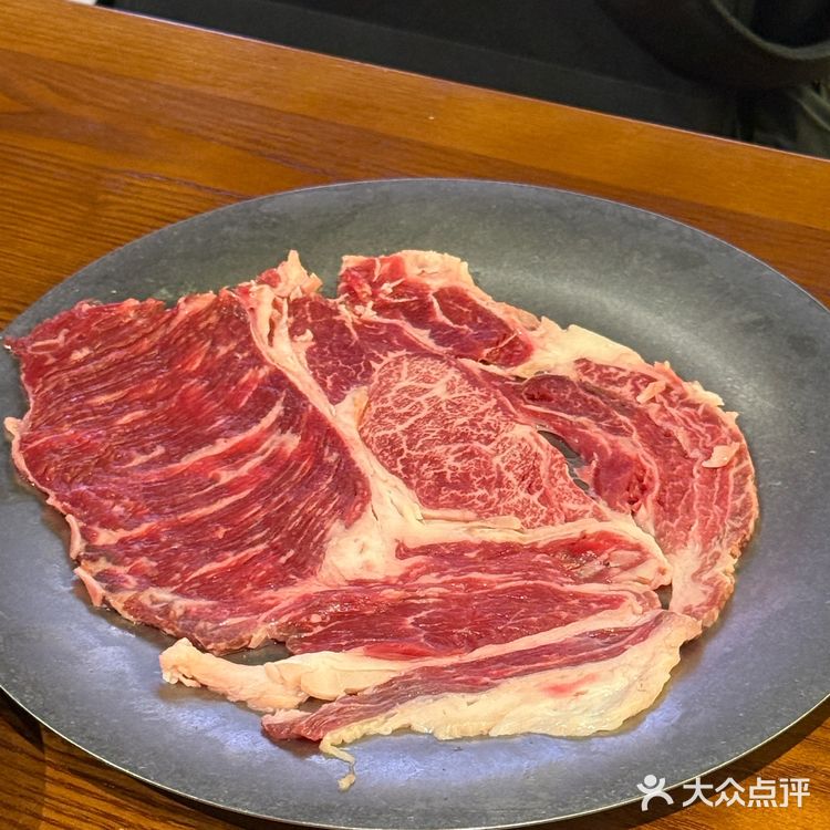 成都鹭洲里，建议还没吃过齐齐哈尔烤肉的去吃！