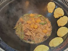 -哈尔滨烧烤·山河村铁锅炖(交大店)