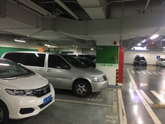 -BFC外滩金融中心停车场