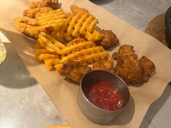 -必胜客(东三路店)