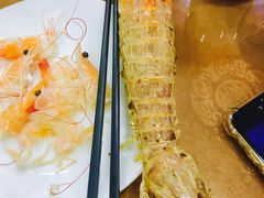 -顺峰渔港中国人的餐厅