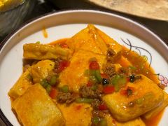 云荷里招牌石屏豆腐-云荷里·蒸汽石锅鱼·云南菜(中发百旺店)