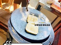 -小陈方酥锅盔(古城总店)
