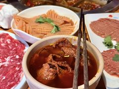 -城墙拐拐火锅(三峡广场黑金冠店)