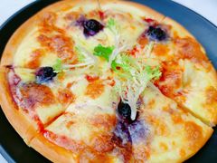 蓝莓水果披萨-玫瑰园餐厅