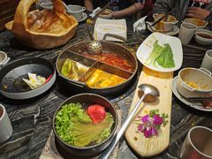 -热火朝天鲜切牛肉火锅(南强街巷店)