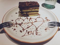 -阿妮叶李(光谷世界城店)