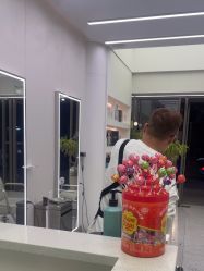 -PE SALON